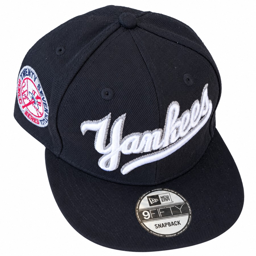 New York • Script logo snapback