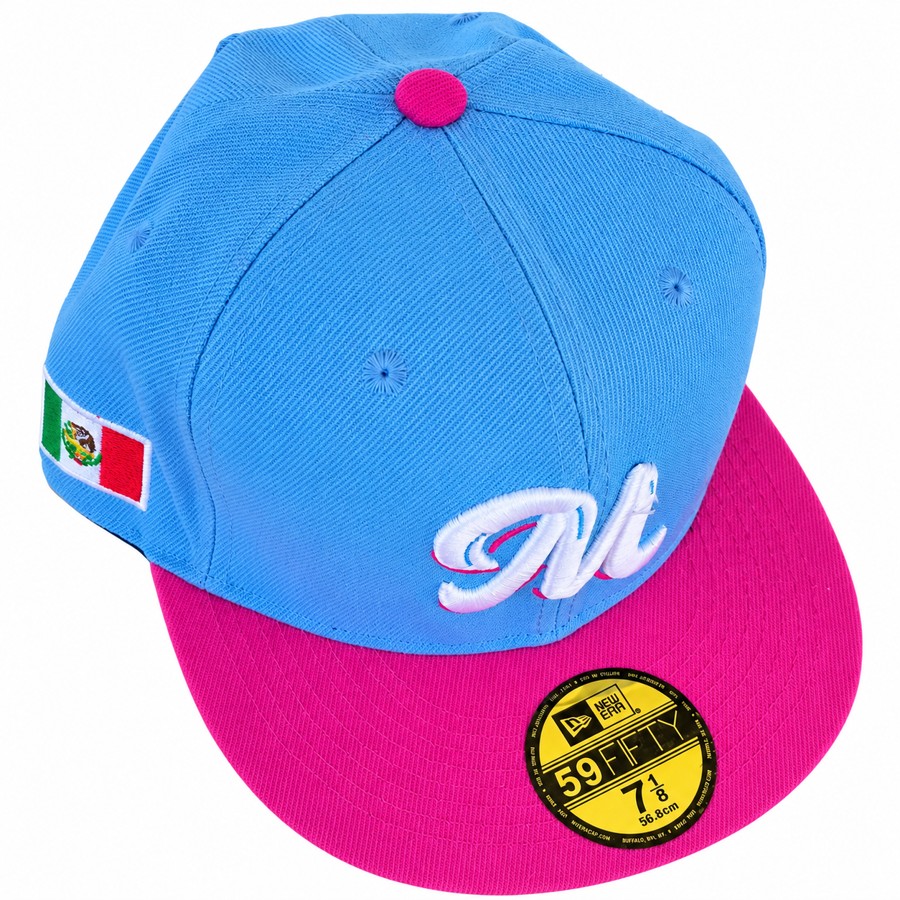 Mexico • Light blue & pink fitted