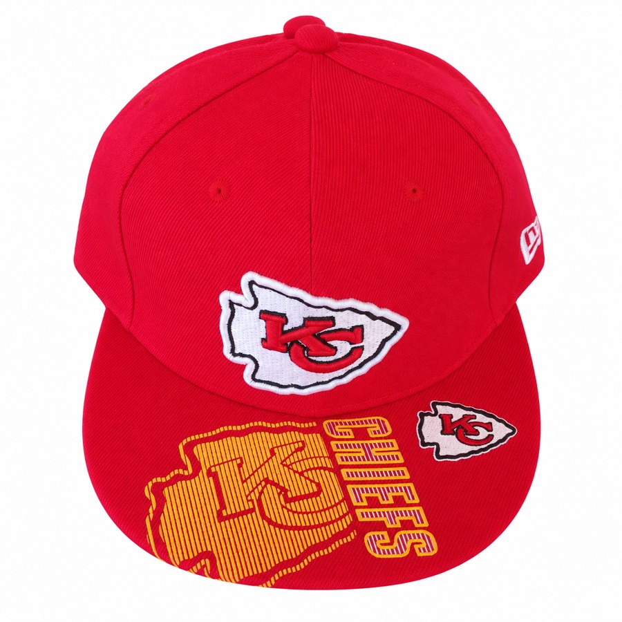 Kansas City Chiefs • Red graphic-brim cap